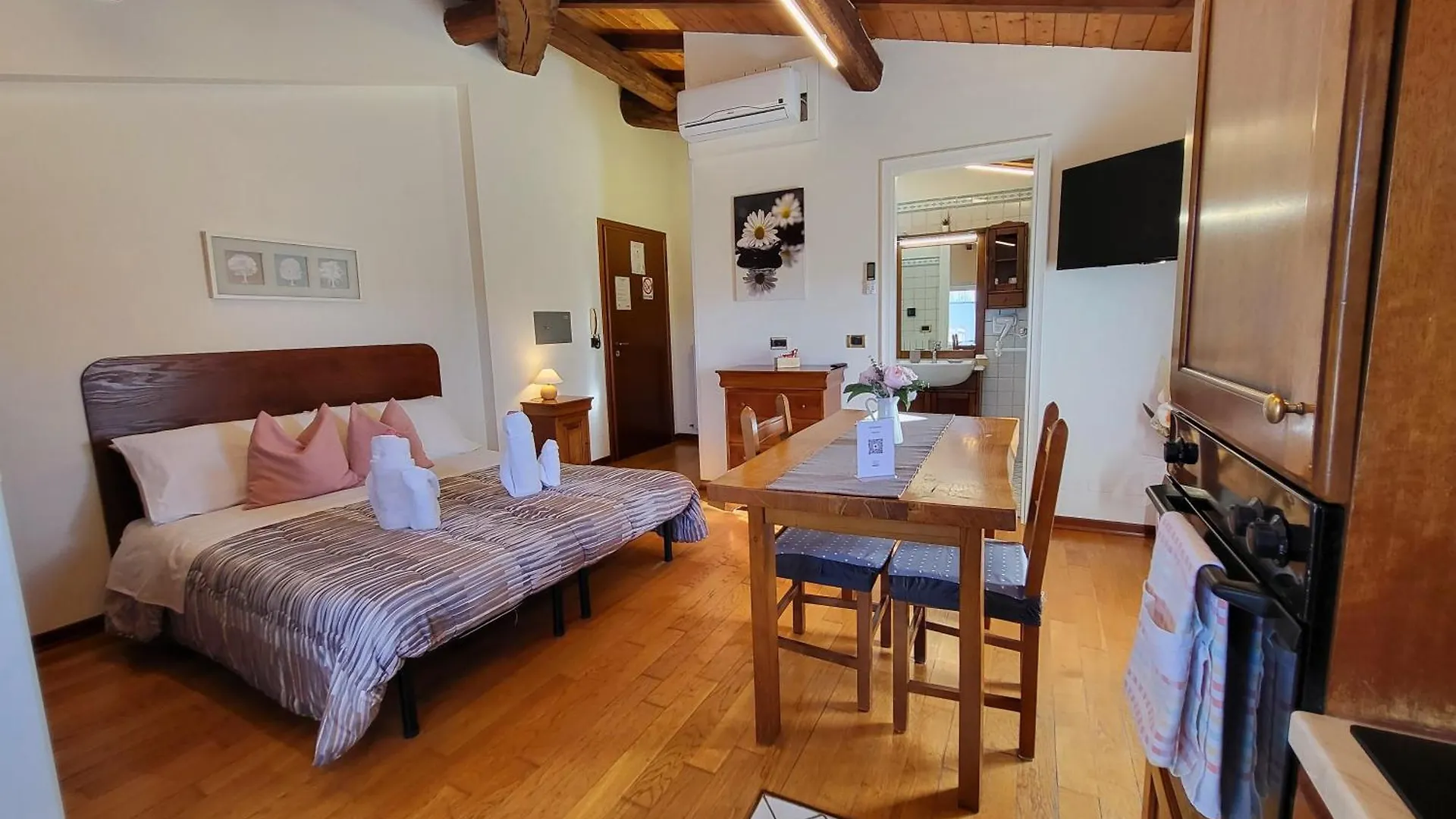 Residence Antico Borgo Modena