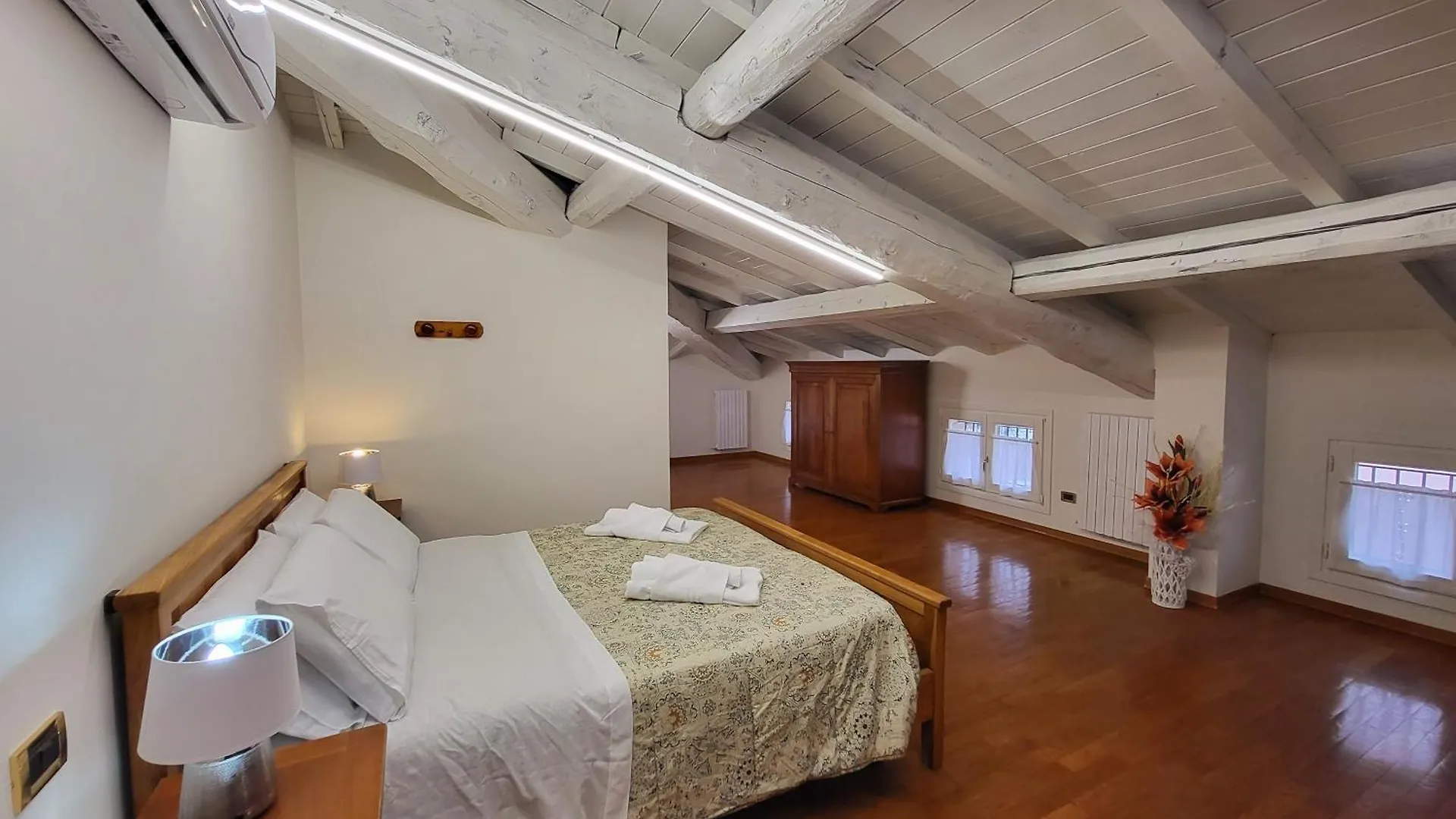 Residence Antico Borgo Modena Aparthotel