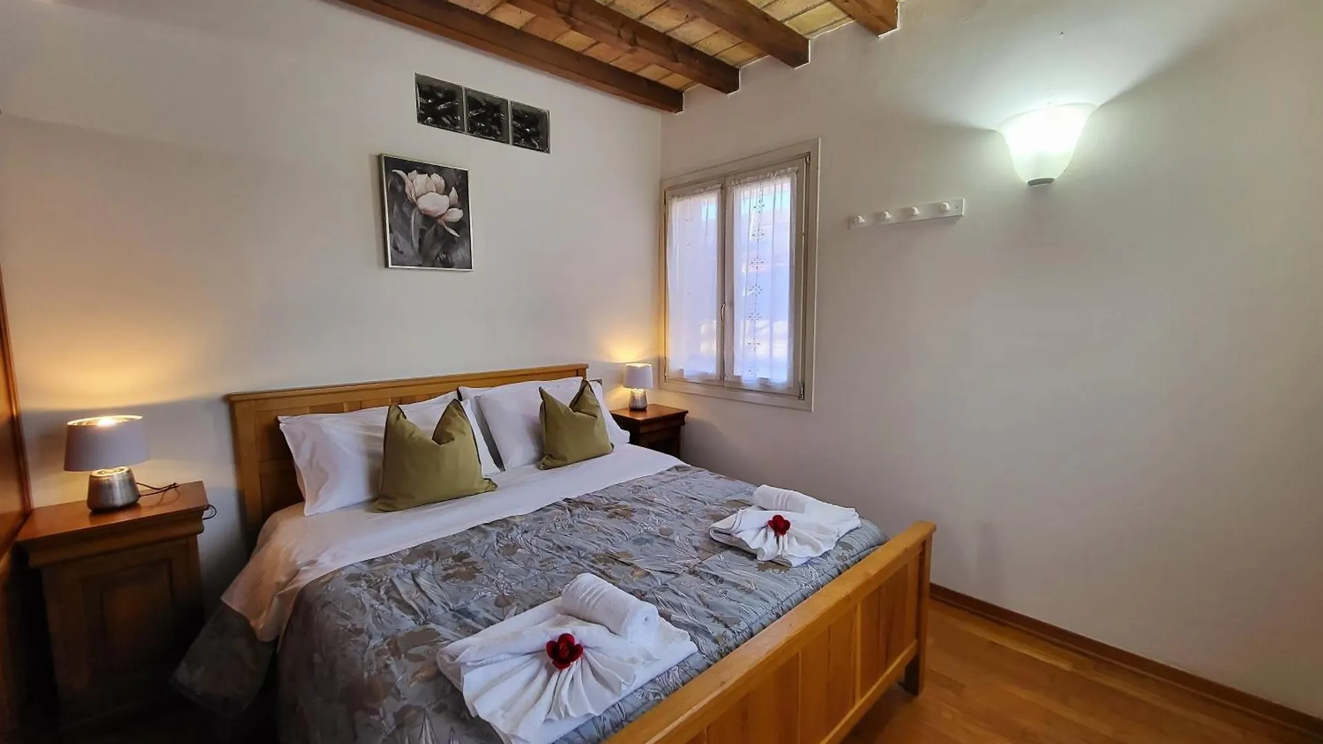 Residence Antico Borgo Modena Aparthotel