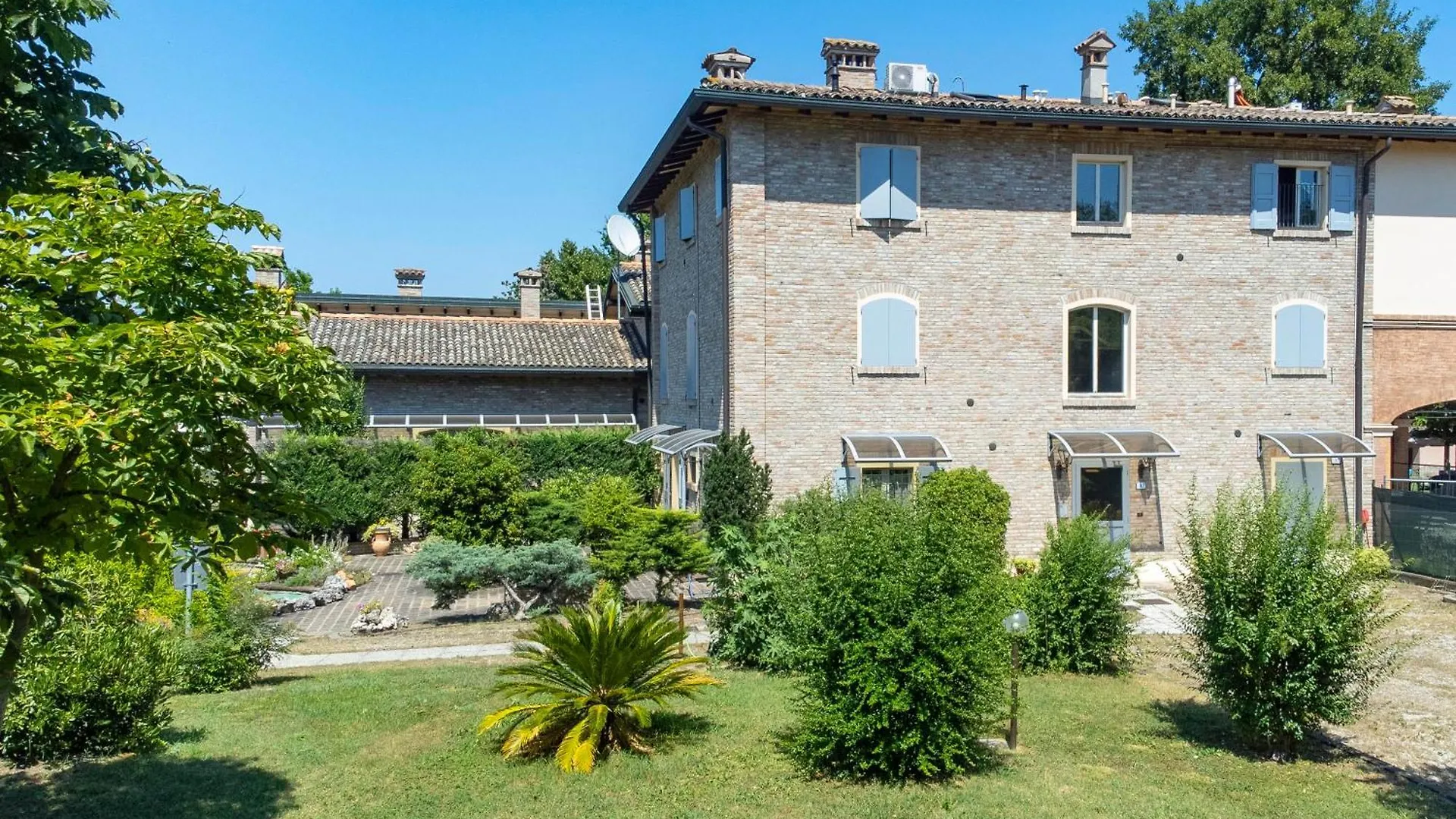 Aparthotel Residence Antico Borgo Modena
