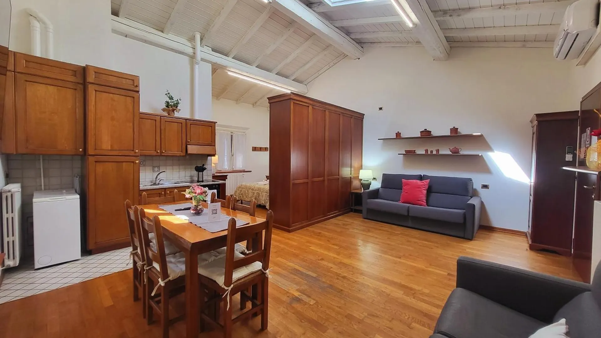 Residence Antico Borgo Modena 0*,